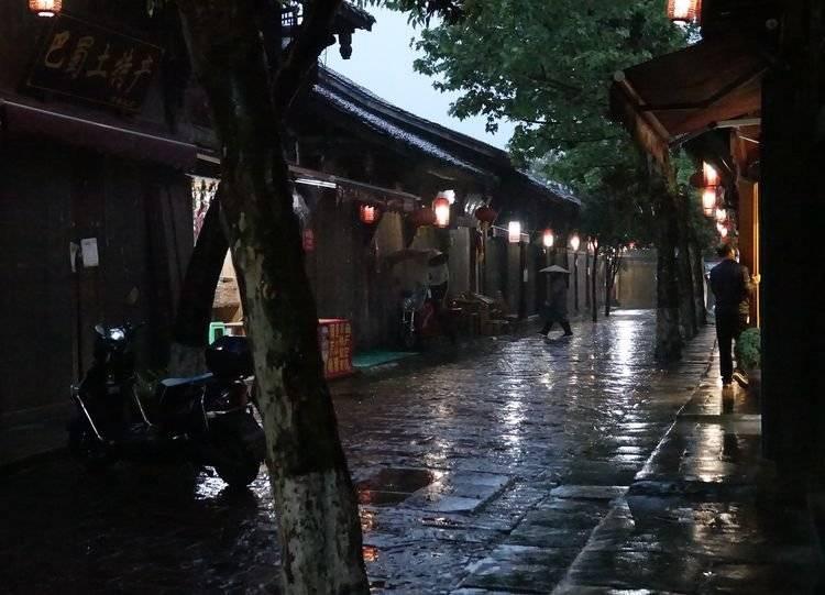 滚动的圆球无敌版